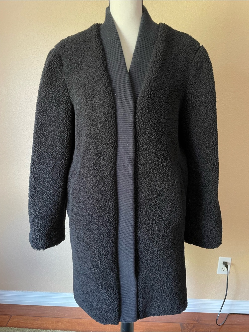 Bernardo Boucle Faux Shearling Open Front Teddy Bear Coat Black M